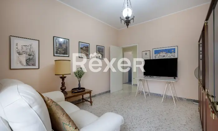 Rexer-Matera-Luminoso-appartamento-in-classe-A-con-posto-auto-condominiale-Salone