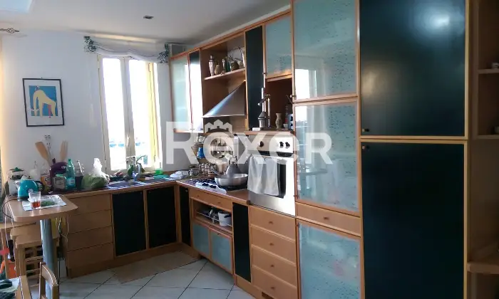 Rexer-Barcellona-Pozzo-di-Gotto-APPARTAMENTO-PANORAMICO-VISTA-ISOLE-EOLIE-MILAZZO-E-MARINELLO-ARREDATO-Cucina