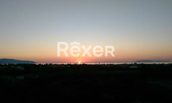 Rexer-Barcellona-Pozzo-di-Gotto-APPARTAMENTO-PANORAMICO-VISTA-ISOLE-EOLIE-MILAZZO-E-MARINELLO-ARREDATO-Terrazzo