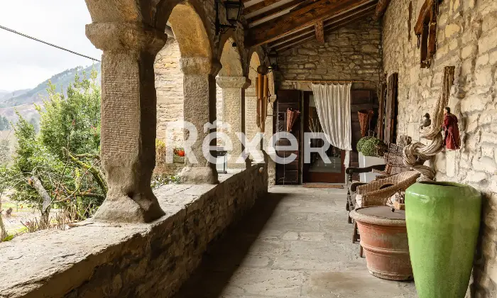 Rexer-Casola-Valsenio-Dimora-di-Charme-in-Ex-Convento-Storico-del-Altro