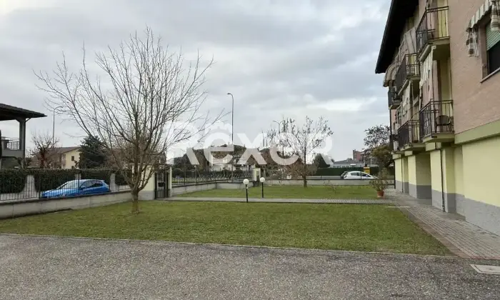 Rexer-Casatisma-Trilocale-in-vendita-in-Via-Francesco-Petrarca-Casatisma-Altro