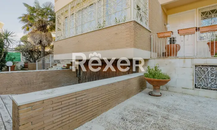 Rexer-Livorno-Villa-singola-con-piscina-Altro