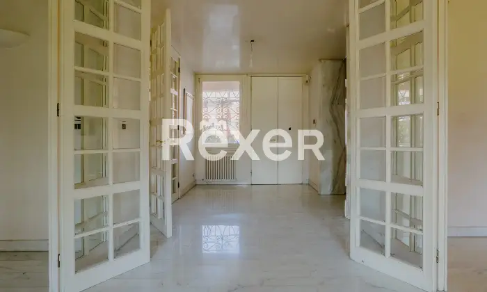 Rexer-Livorno-Villa-singola-con-piscina-Altro