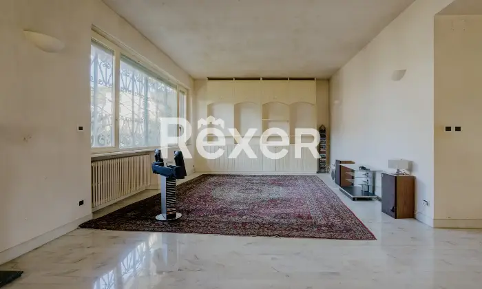 Rexer-Livorno-Villa-singola-con-piscina-Altro