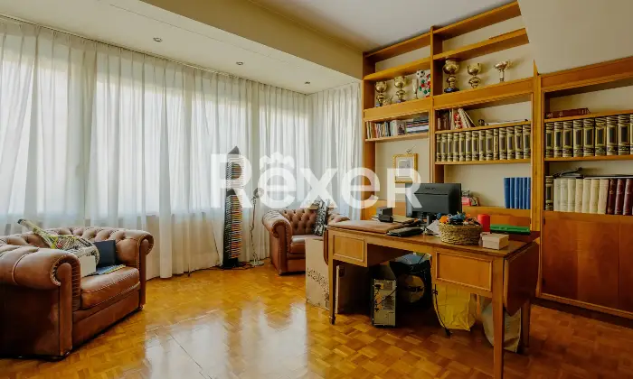 Rexer-Livorno-Villa-singola-con-piscina-Altro