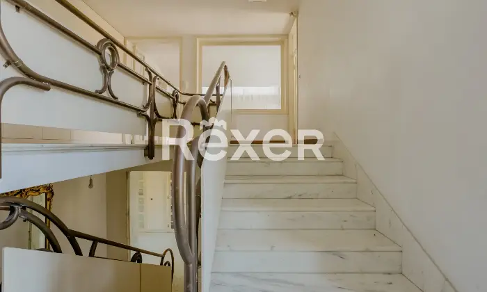 Rexer-Livorno-Villa-singola-con-piscina-Altro