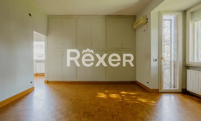 Rexer-Livorno-Villa-singola-con-piscina-Altro