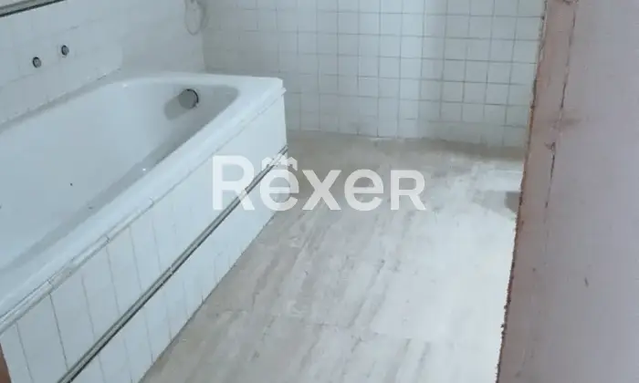 Rexer-Nettuno-Appartamento-indipendente-a-Nettuno-semicentro-Bagno