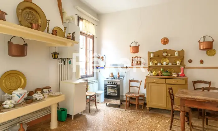 Rexer-Venezia-Appartamento-indipendente-con-cantina-Altro