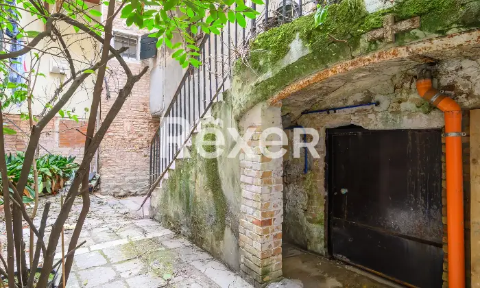 Rexer-Venezia-Appartamento-indipendente-con-cantina-Altro