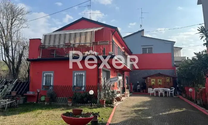 Rexer-Montecalvo-Versiggia-Villa-in-vendita-in-Frazione-Michelazza-a-Montecalvo-Versiggia-Altro