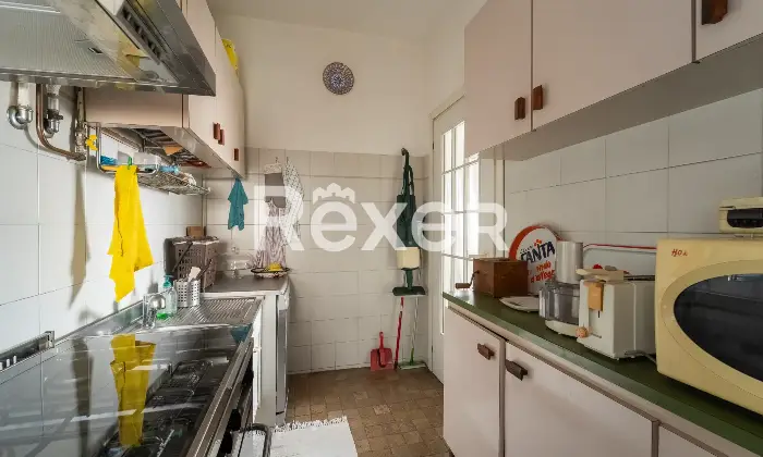 Rexer-Milano-Viale-Caterina-da-Forl-n-Appartamento-panoramico-con-Box-Altro