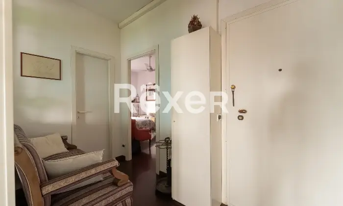 Rexer-Milano-Viale-Caterina-da-Forl-n-Appartamento-panoramico-con-Box-Altro