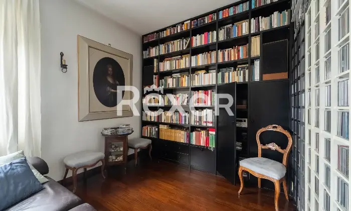 Rexer-Milano-Viale-Caterina-da-Forl-n-Appartamento-panoramico-con-Box-Altro