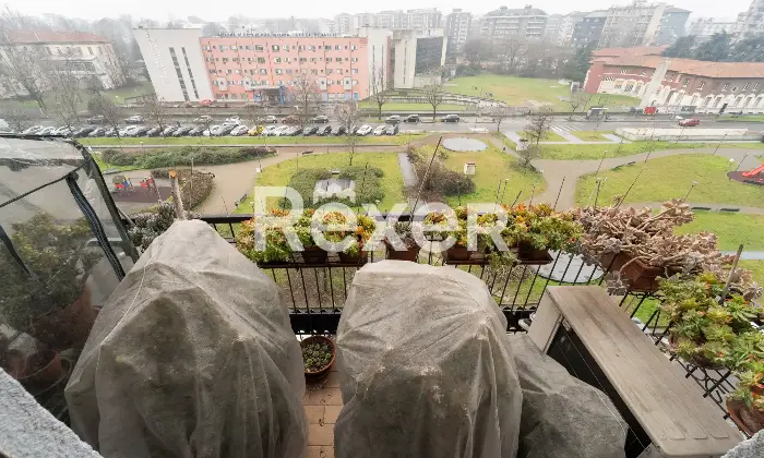 Rexer-Milano-Viale-Caterina-da-Forl-n-Appartamento-panoramico-con-Box-Altro