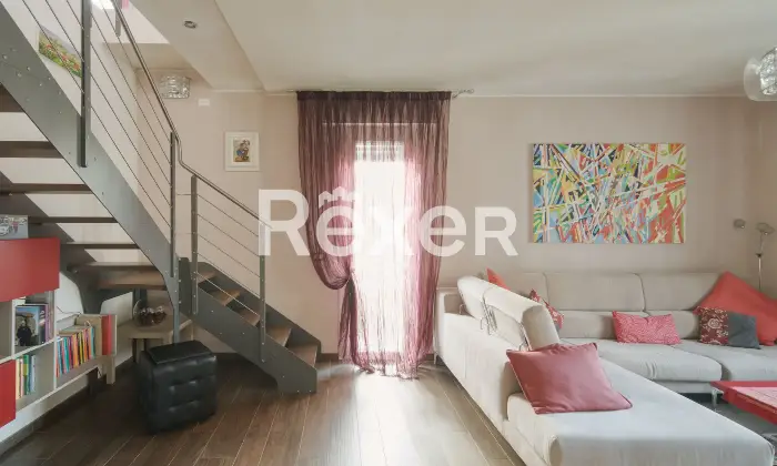 Rexer-rimini-Intero-fabbricato-bifamiliare-con-due-garage-giardino-e-sottotetto-al-grezzo-Altro