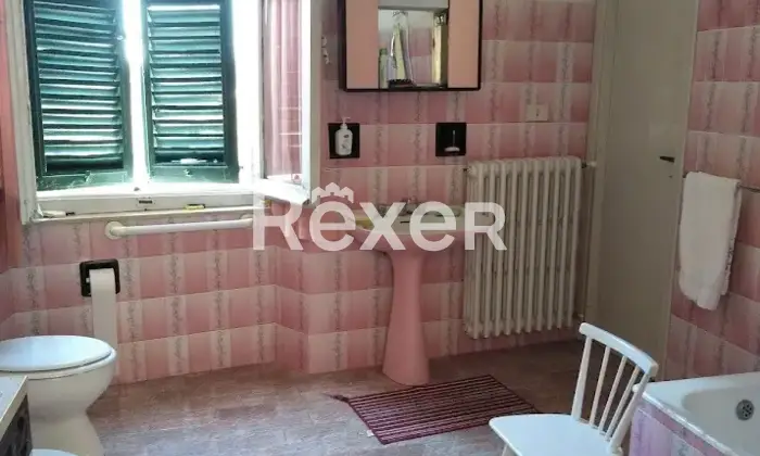 Rexer-Montecarotto-Due-appartamenti-in-vendita-in-via-Tito-Mei-a-Montecarotto-Altro