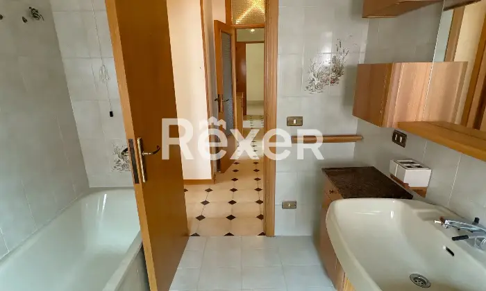 Rexer-Carassai-Appartamento-in-vendita-in-Viale-Adriatico-a-Carassai-Altro