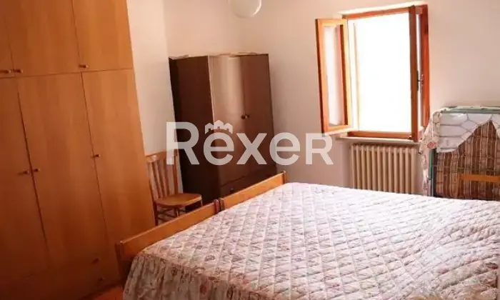 Rexer-Amandola-Terratetto-presso-abbazia-e-lago-di-San-Ruffino-Altro