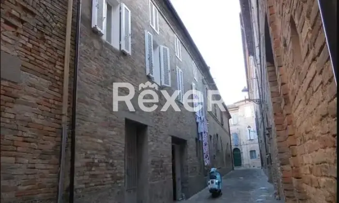 Rexer-Rapagnano-Casa-su-tre-livelli-Altro