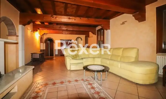 Rexer-Revere-Palazzo-in-vendita-in-Corso-Italia-a-Revere-Borgo-Mantovano-Altro