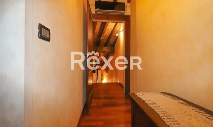 Rexer-Revere-Palazzo-in-vendita-in-Corso-Italia-a-Revere-Borgo-Mantovano-Altro