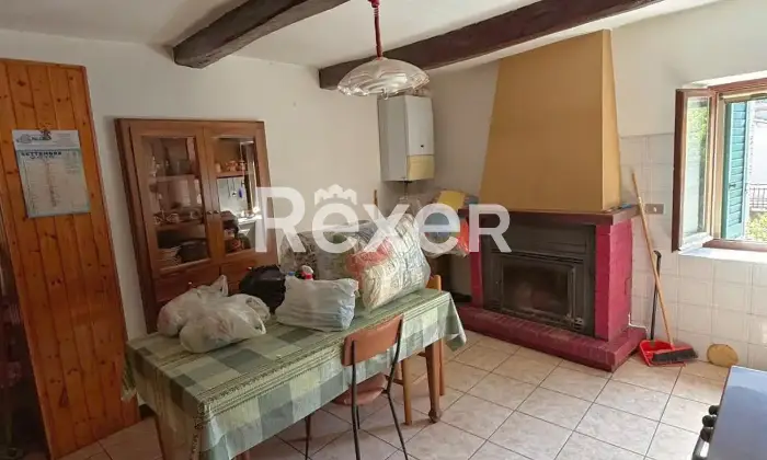 Rexer-Sarnano-Casa-semiindipendente-in-vendita-in-Contrada-Pianelle-a-Sarnano-MC-Altro