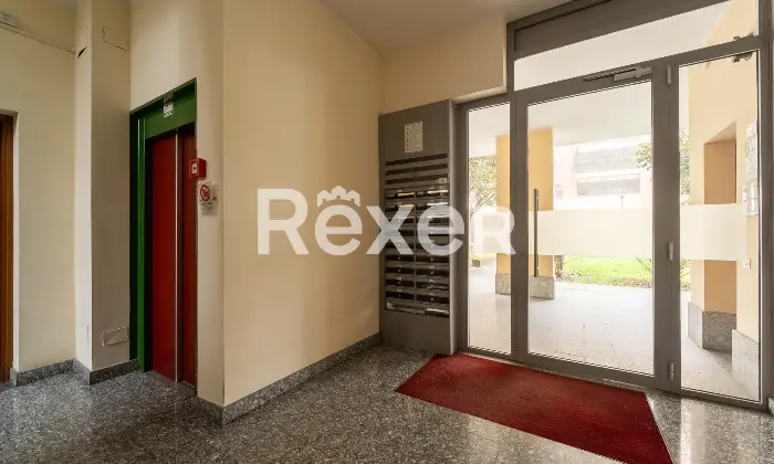 Rexer-Milano-Luminoso-quadrilocale-con-terrazzino-cantina-e-box-auto-Zone-comuni