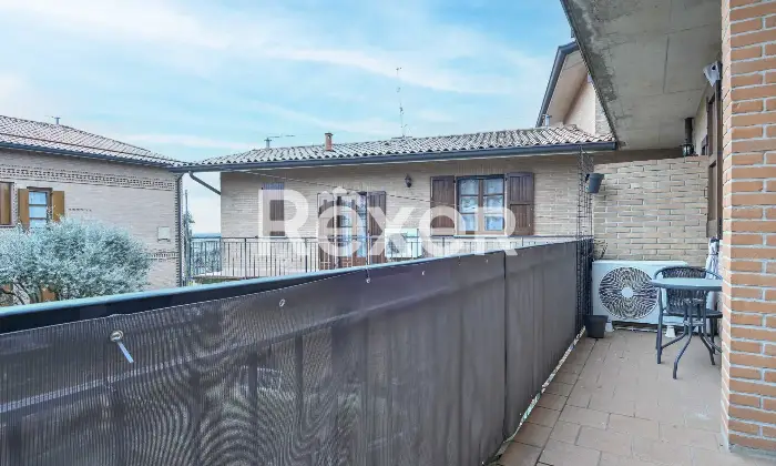 Rexer-Boltiere-Trelocali-moderno-con-box-Altro