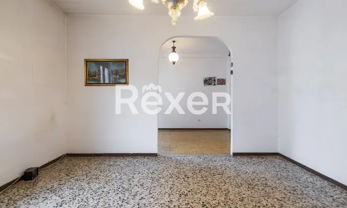 Rexer-Novate-Milanese-Ampio-appartamento-in-casa-bifamiliare-semiindipendente-Camera