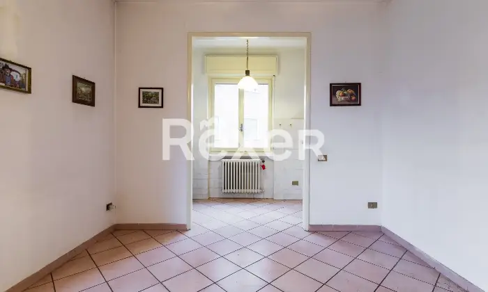 Rexer-Novate-Milanese-Ampio-appartamento-in-casa-bifamiliare-semiindipendente-Salone