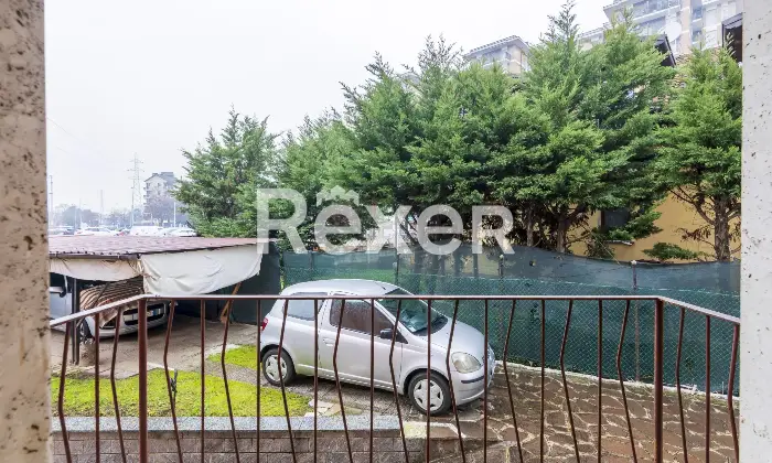 Rexer-Novate-Milanese-Ampio-appartamento-in-casa-bifamiliare-semiindipendente-Balcone