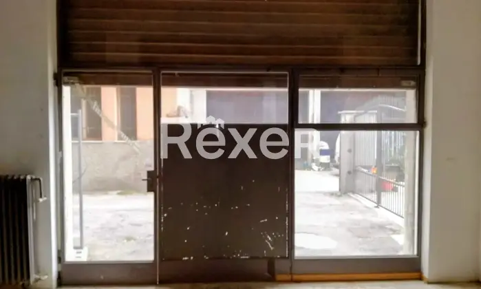 Rexer-Sassuolo-Locale-commerciale-in-vendita-in-Piazza-della-Libert-a-Sassuolo-Altro