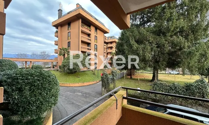 Rexer-LavenoMombello-Trilocale-ristrutturato-con-vista-lago-Via-Miralago-LavenoMombello-VA-Altro