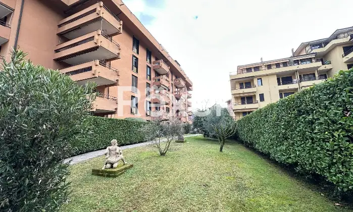 Rexer-LavenoMombello-Trilocale-ristrutturato-con-vista-lago-Via-Miralago-LavenoMombello-VA-Altro