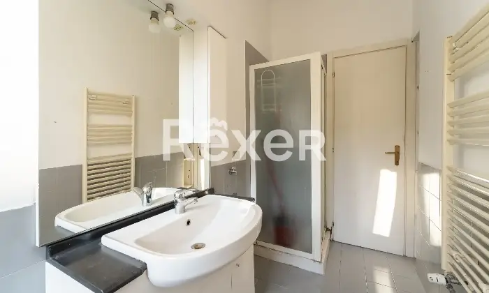Rexer-Milano-Ultimo-piano-bilocale-facilmente-trasformabile-Bagno