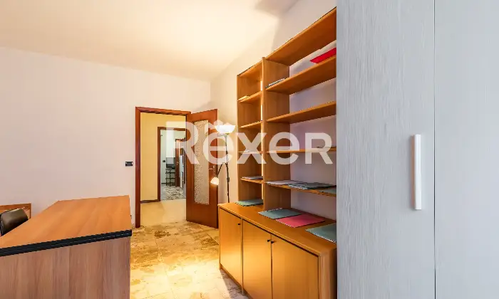 Rexer-Torino-BORGO-VITTORIA-TRILOCALE-AMPIA-METRATURA-Camera