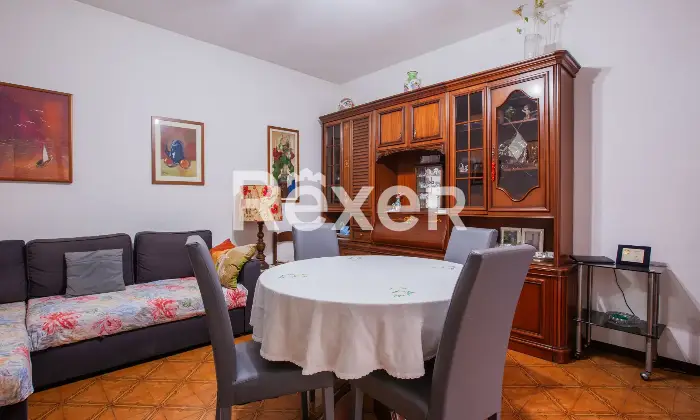 Rexer-Milano-Appartamento-due-locali-di-mq-Salone