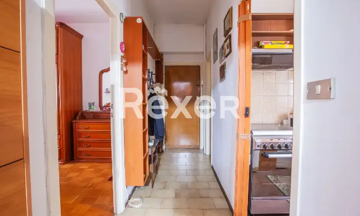 Rexer-Milano-Appartamento-due-locali-di-mq-Corridoio