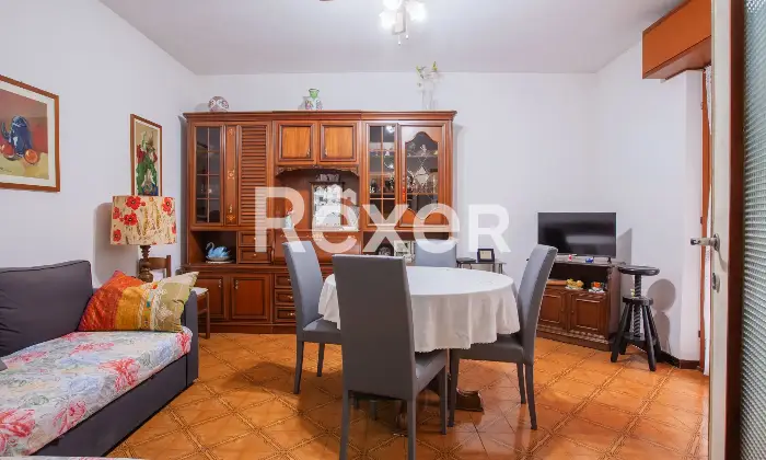 Rexer-Milano-Appartamento-due-locali-di-mq-Salone