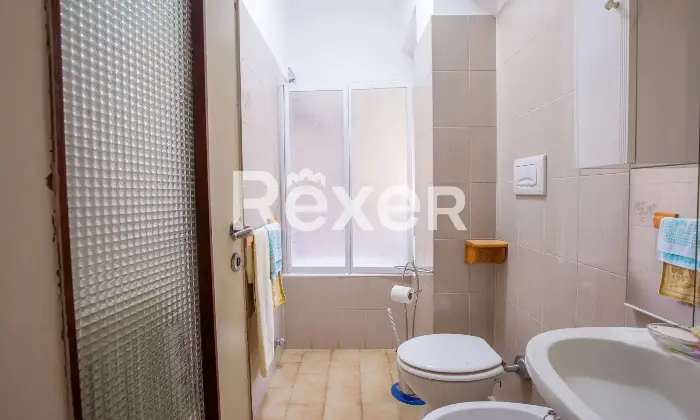 Rexer-Milano-Appartamento-due-locali-di-mq-Bagno