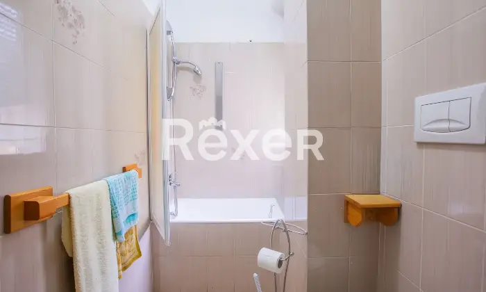 Rexer-Milano-Appartamento-due-locali-di-mq-Bagno