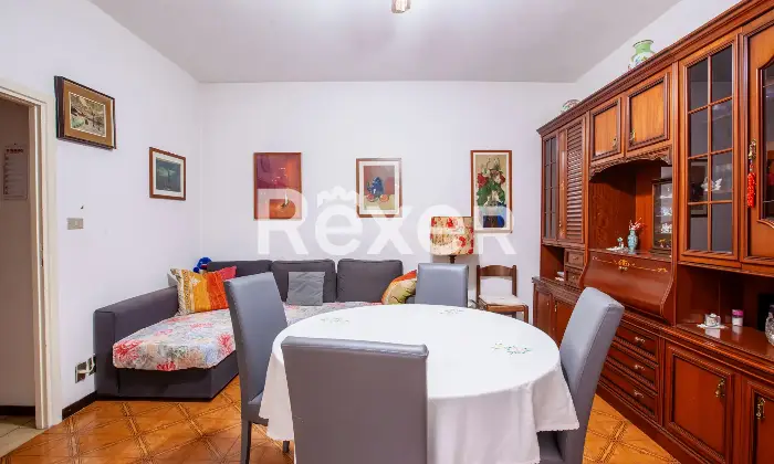 Rexer-Milano-Appartamento-due-locali-di-mq-Salone