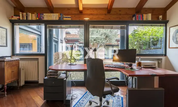 Rexer-Arsago-Seprio-Villa-singola-con-giardino-ampio-e-curato-Ufficio