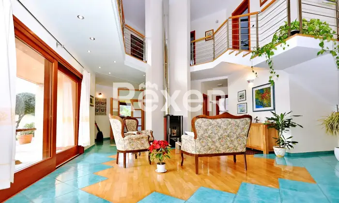 Rexer-Ozieri-Villa-indipendente-con-ampio-giardino-taverna-e-spazi-generosi-a-Ozieri-Altro