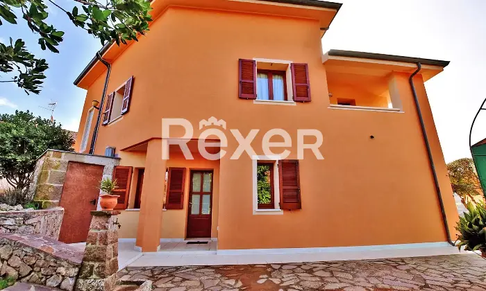 Rexer-Ozieri-Villa-indipendente-con-ampio-giardino-taverna-e-spazi-generosi-a-Ozieri-Altro