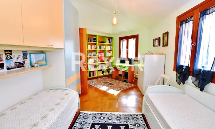 Rexer-Ozieri-Villa-indipendente-con-ampio-giardino-taverna-e-spazi-generosi-a-Ozieri-Altro