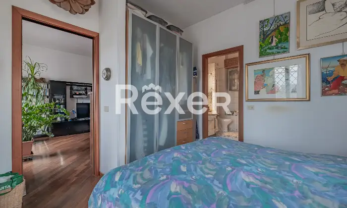 Rexer-Roma-NUDA-PROPRIETA-Appartamento-al-sesto-e-ultimo-piano-Camera-da-letto-matrimoniale