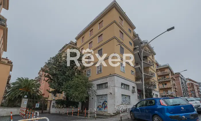 Rexer-Roma-NUDA-PROPRIETA-Appartamento-al-sesto-e-ultimo-piano-Facciata