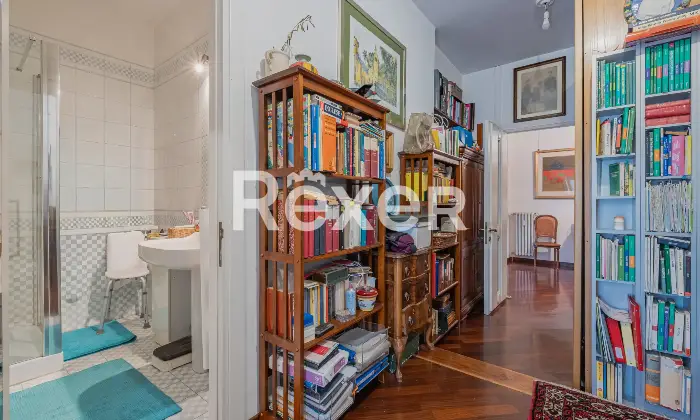 Rexer-Roma-NUDA-PROPRIETA-Appartamento-al-sesto-e-ultimo-piano-Camera